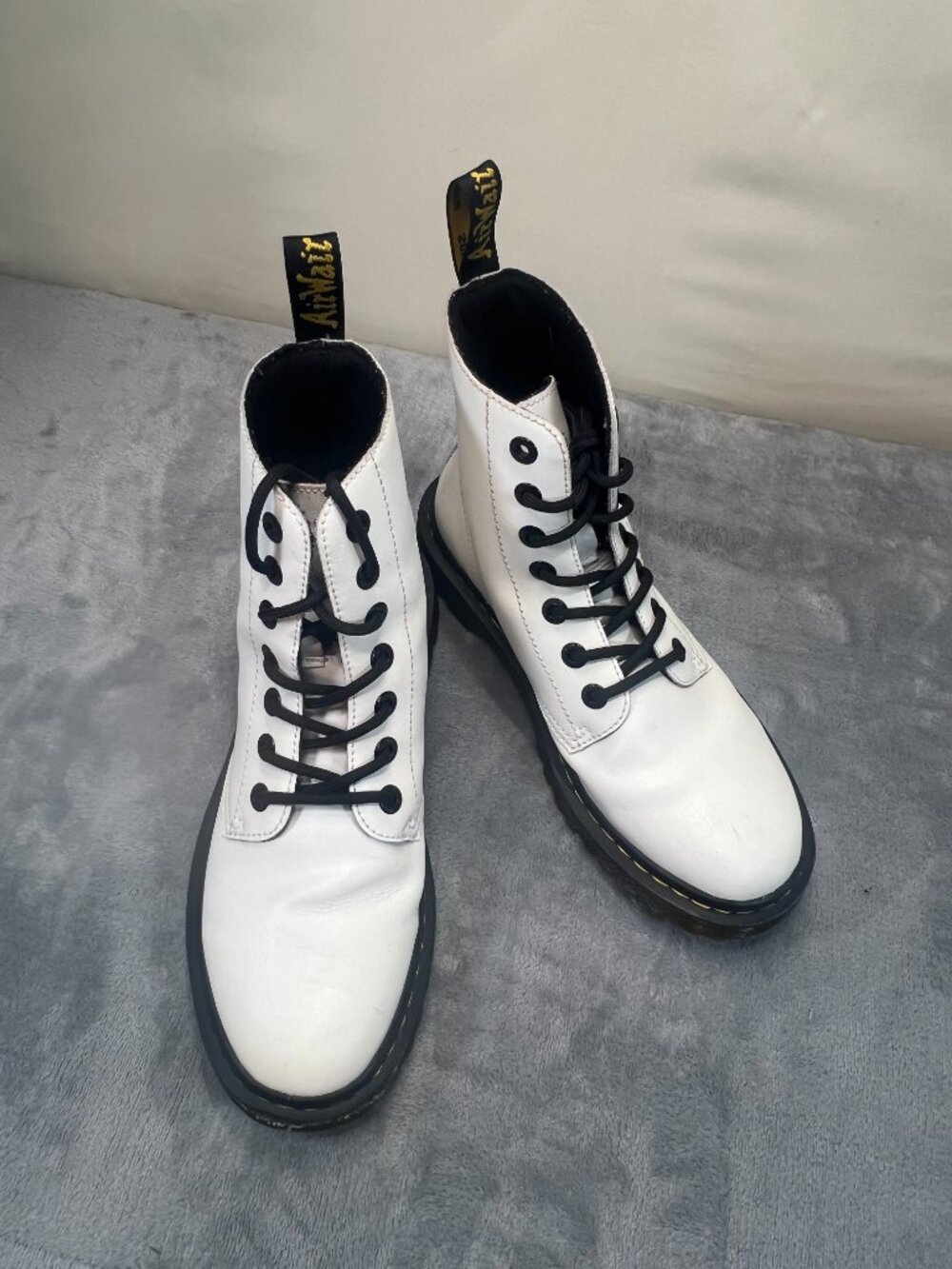 Dr Martens Luana AirWair white boot with yellow trim sz 8 - Picture 2 of 8